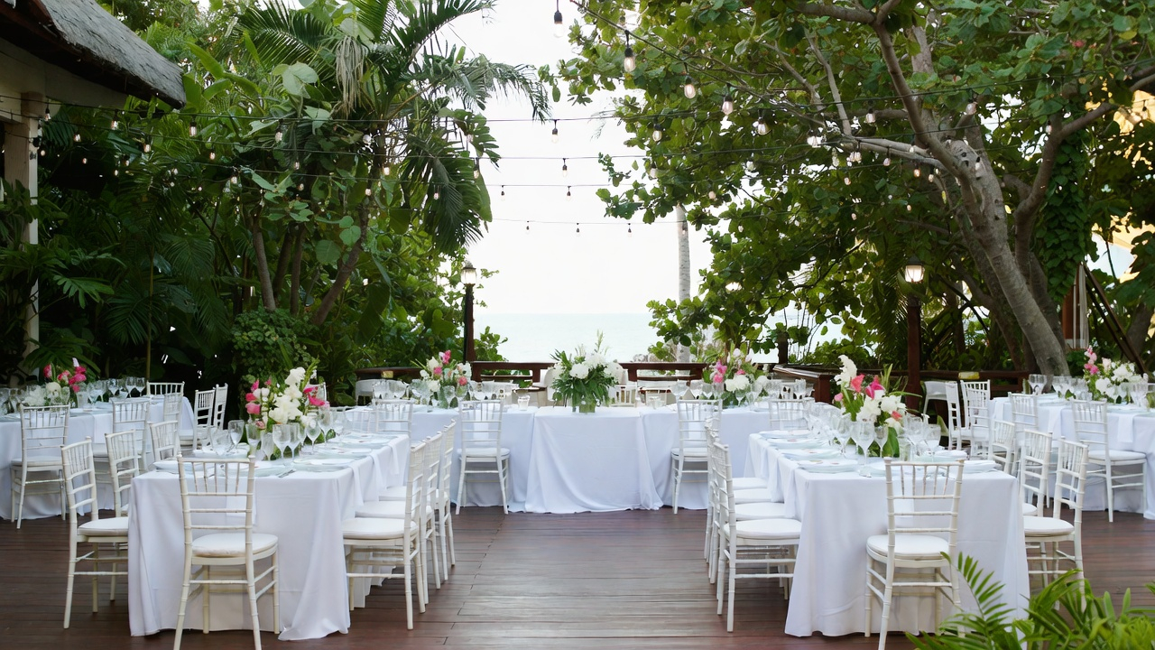 Wedding Guide — Guest Logistics and Room Blocks