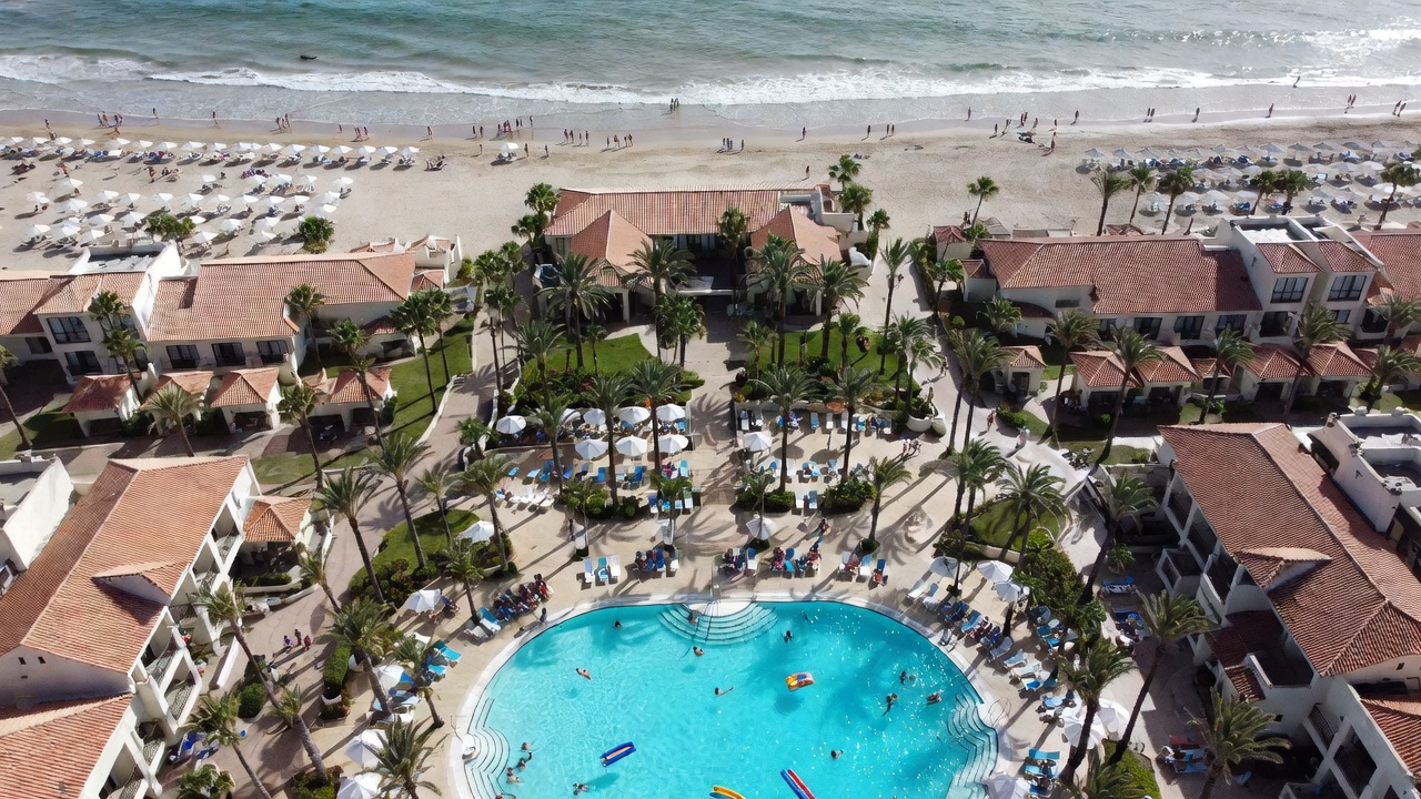 When to Book — Sale Periods and Promotions: When the Best Deals Drop