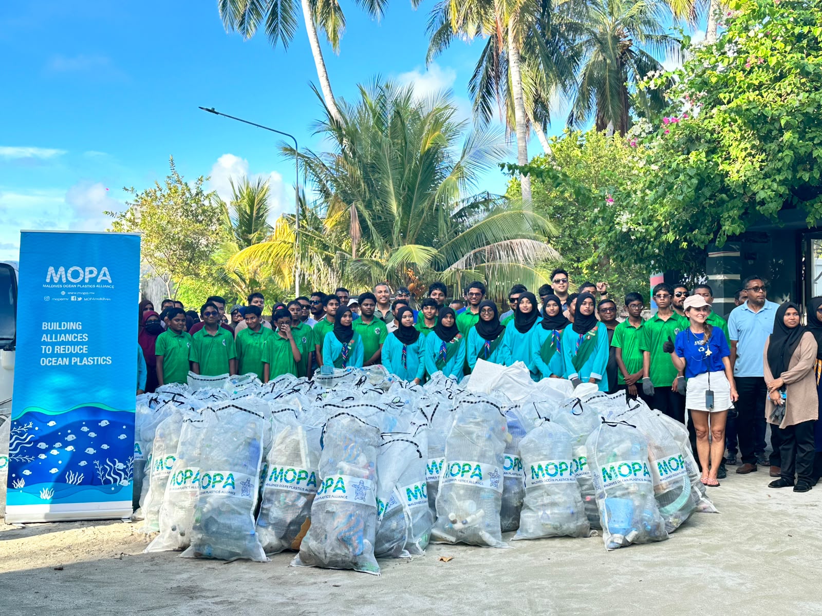 The Residence Maldives Signs a Plastics Partnership With Local Community Work