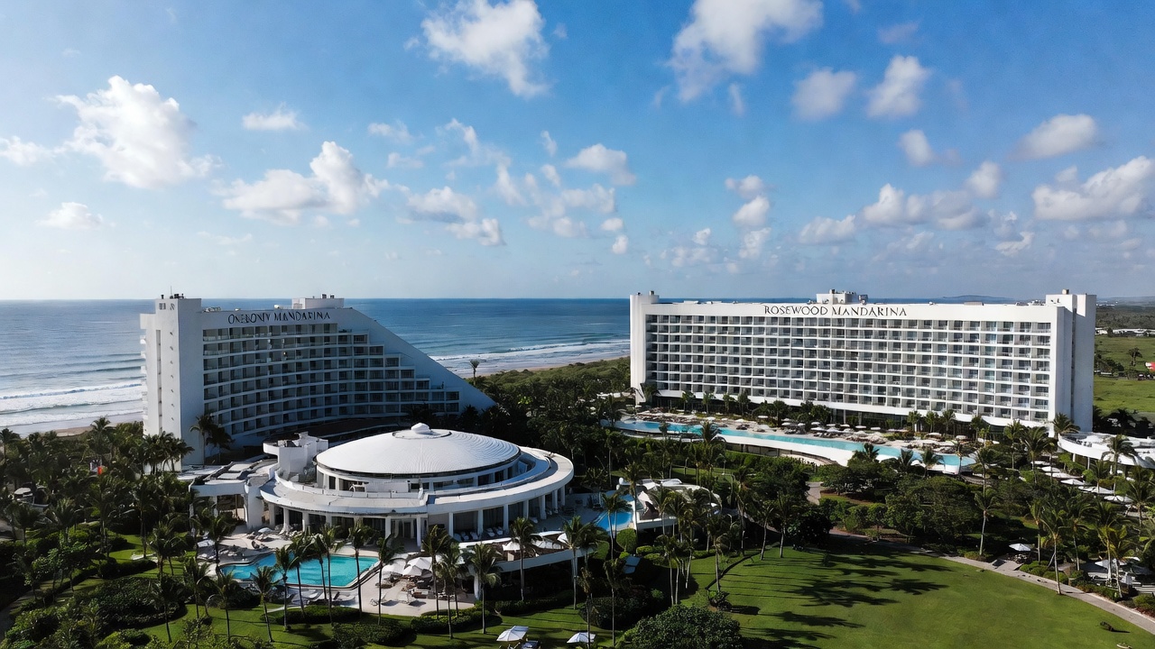 Two Mexican Resorts Just Earned Travel's Toughest Rating — and They're Right Next Door to Each Other
