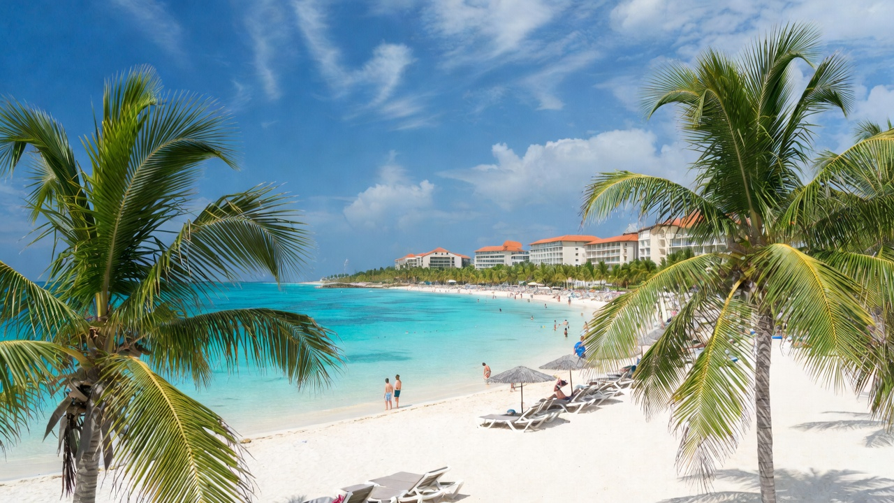 Caribbean Resorts Are Seeing a Massive Booking Surge — and Mexico's Loss Is Driving It