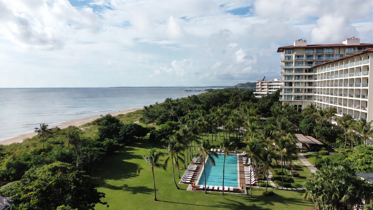 This Adults-Only Cancun All-Inclusive Just Got a Complete Makeover — With a 23-Seat Speakeasy and a New Zen Spa