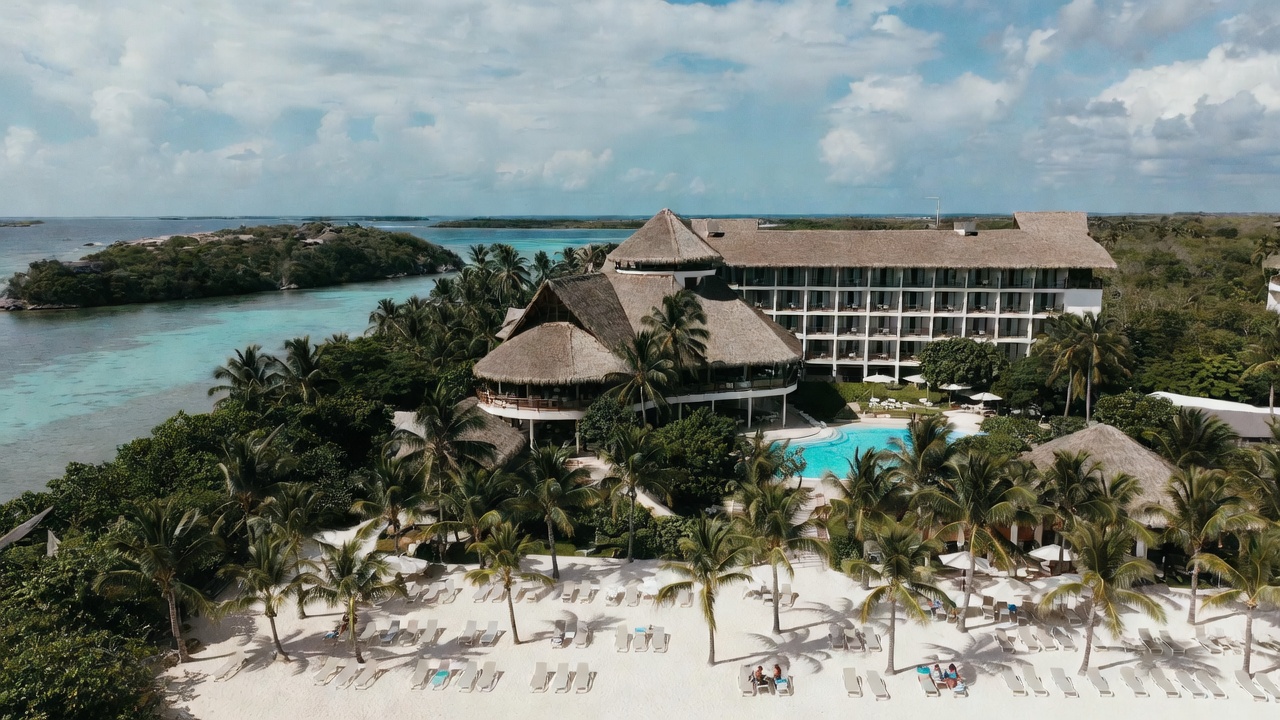 This Caribbean Island Is Getting Its First InterContinental — on a Bay Most Travelers Have Never Heard Of