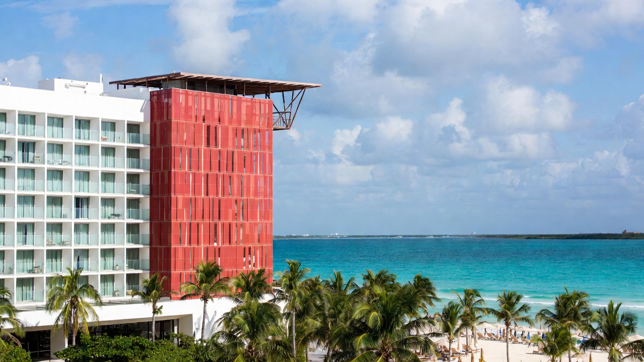 Mondrian Cancun Cuts 30 Percent Off Its First All-Inclusive Season