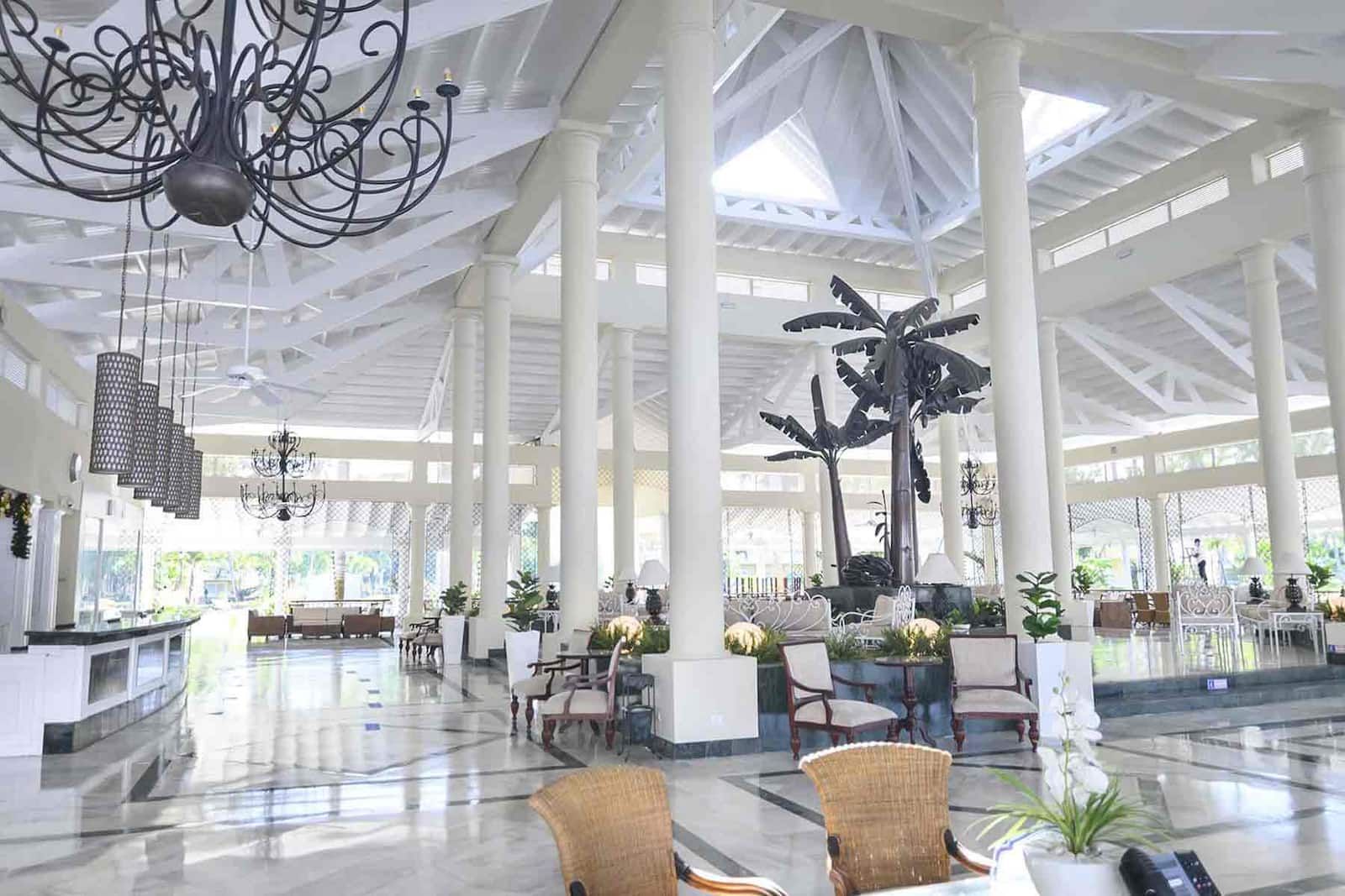 Bahia Principe Grand El Portillo Exterior & Grounds