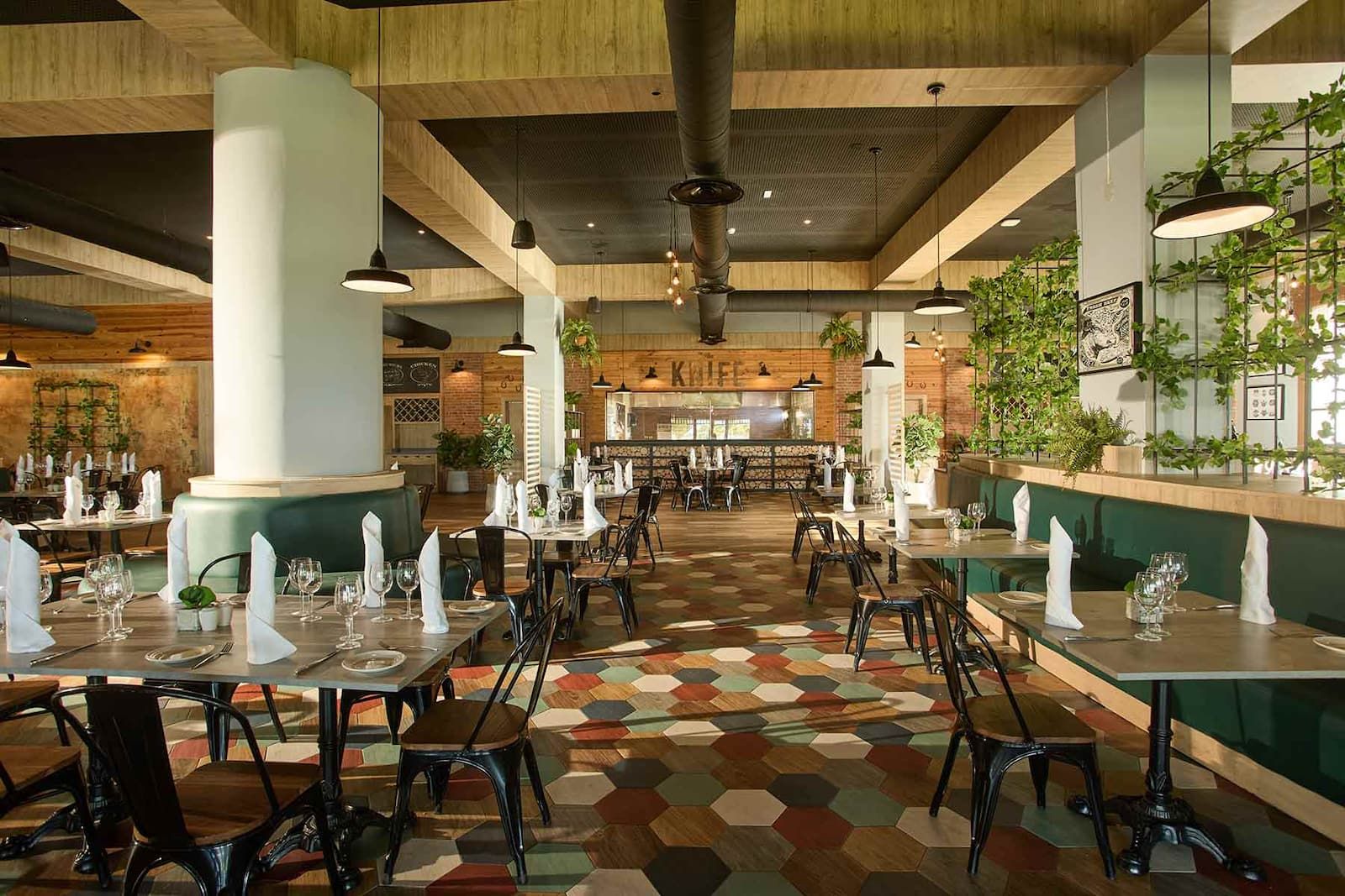 dining