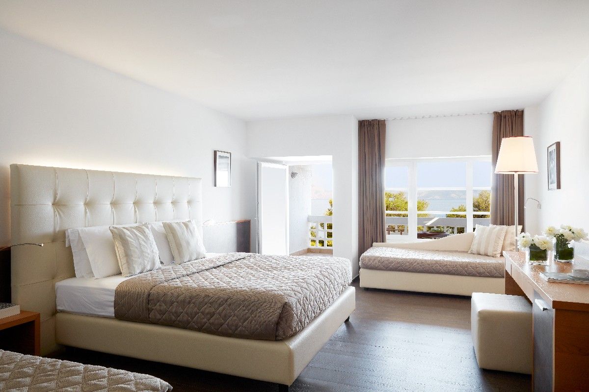 Guest room at Barceló Hydra Beach Resort