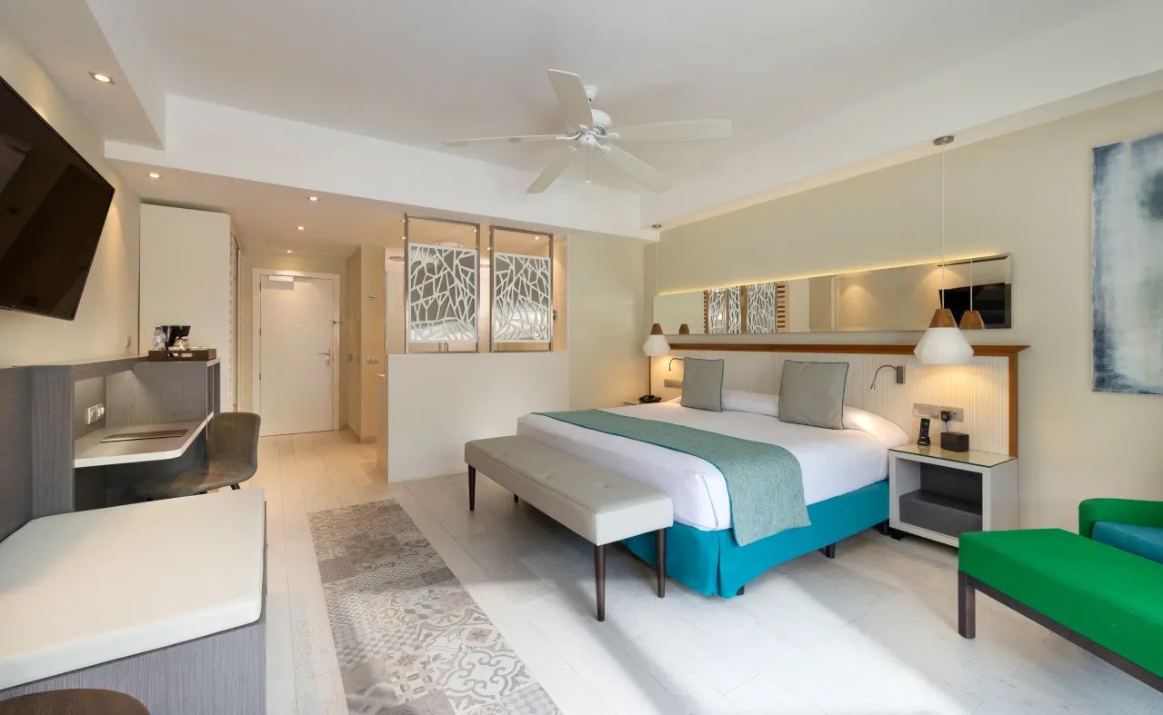 Catalonia Royal La Romana - Adults Only Rooms & Suites