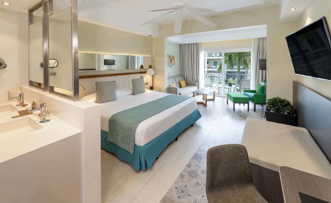 Catalonia Royal La Romana - Adults Only Rooms & Suites