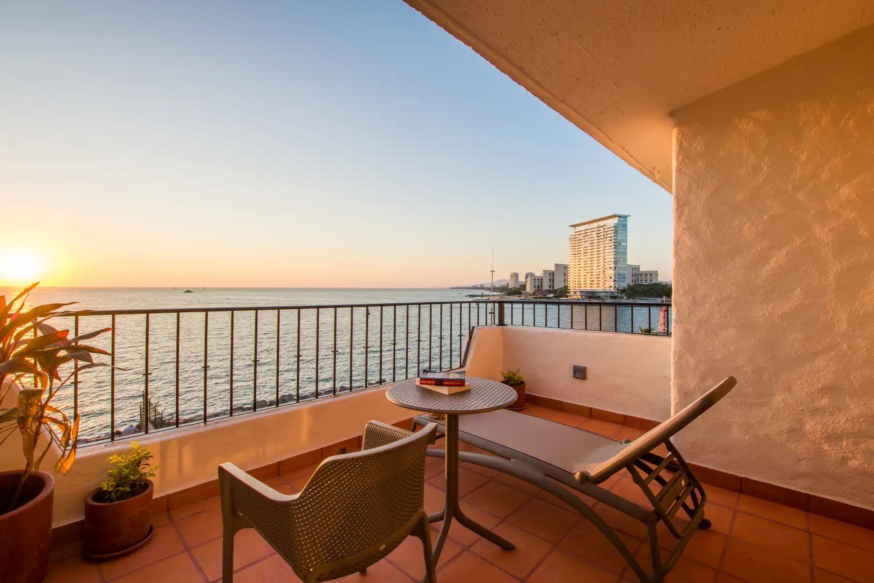 Crown Paradise Club Puerto Vallarta Exterior & Grounds