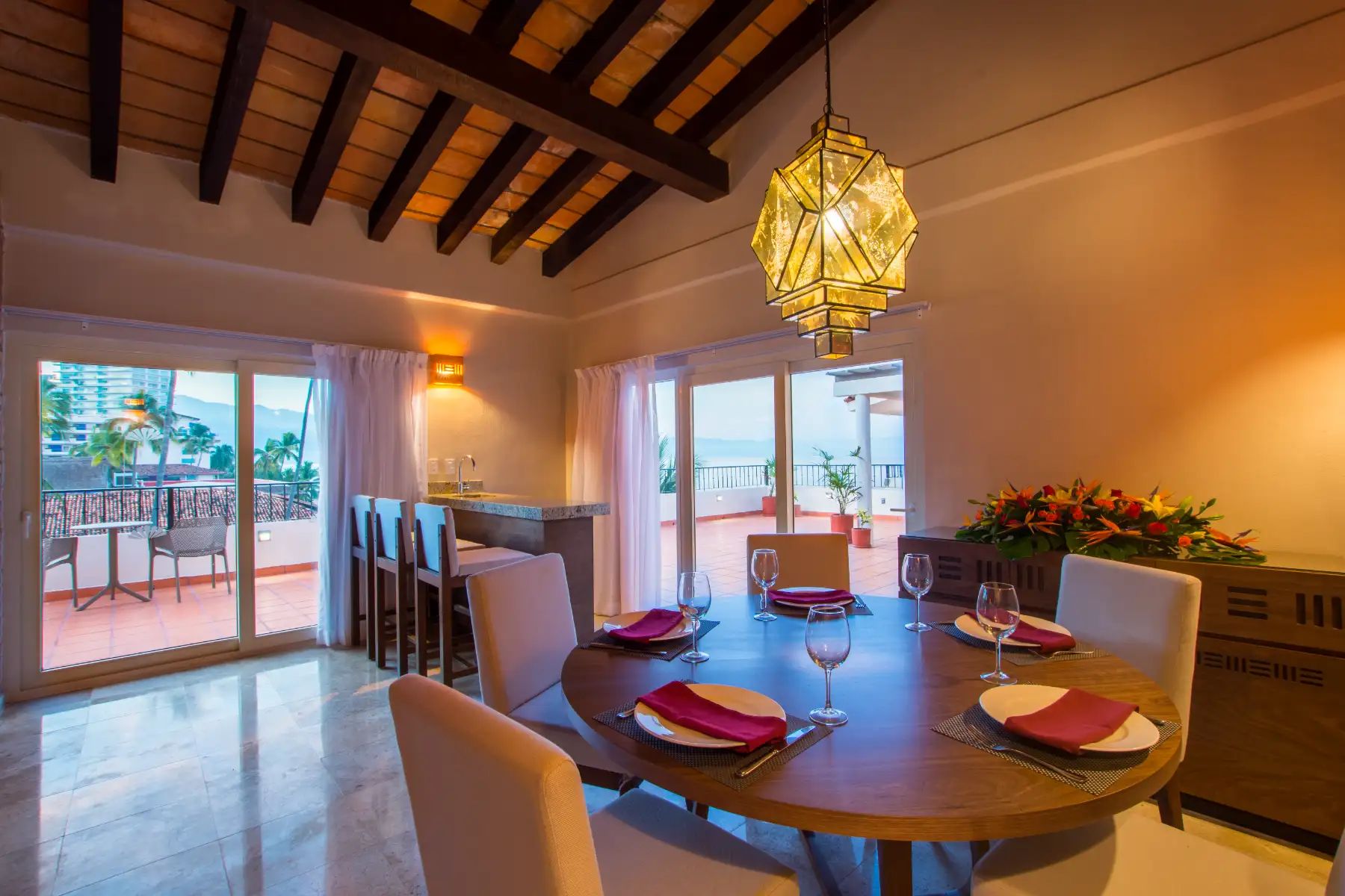 Crown Paradise Club Puerto Vallarta Rooms & Suites