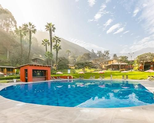 Decameron El Pueblo & Convention Center Pools
