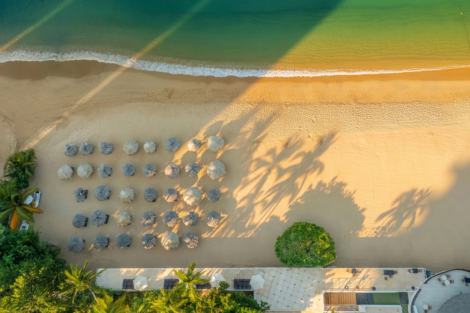 Beach at Dreams Acapulco Resort & Spa