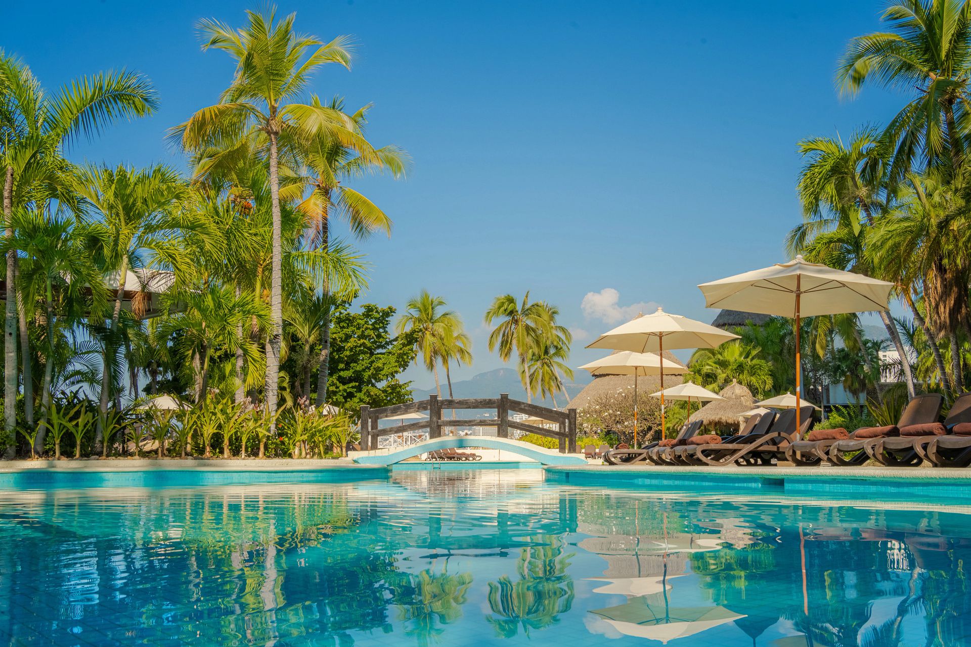 Resort exterior at Dreams Acapulco Resort & Spa
