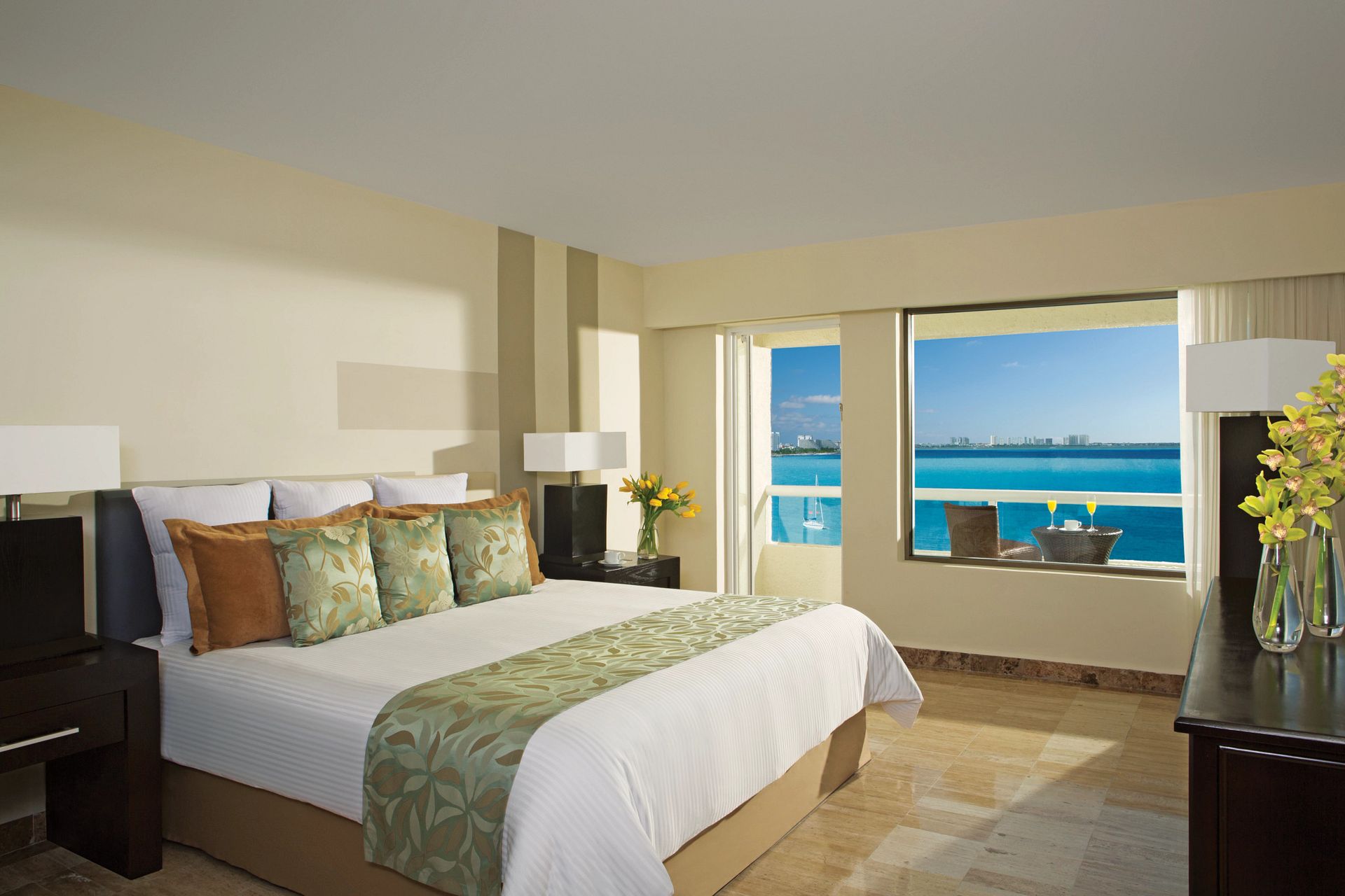 Guest room at Dreams Sands Cancun Resort & Spa