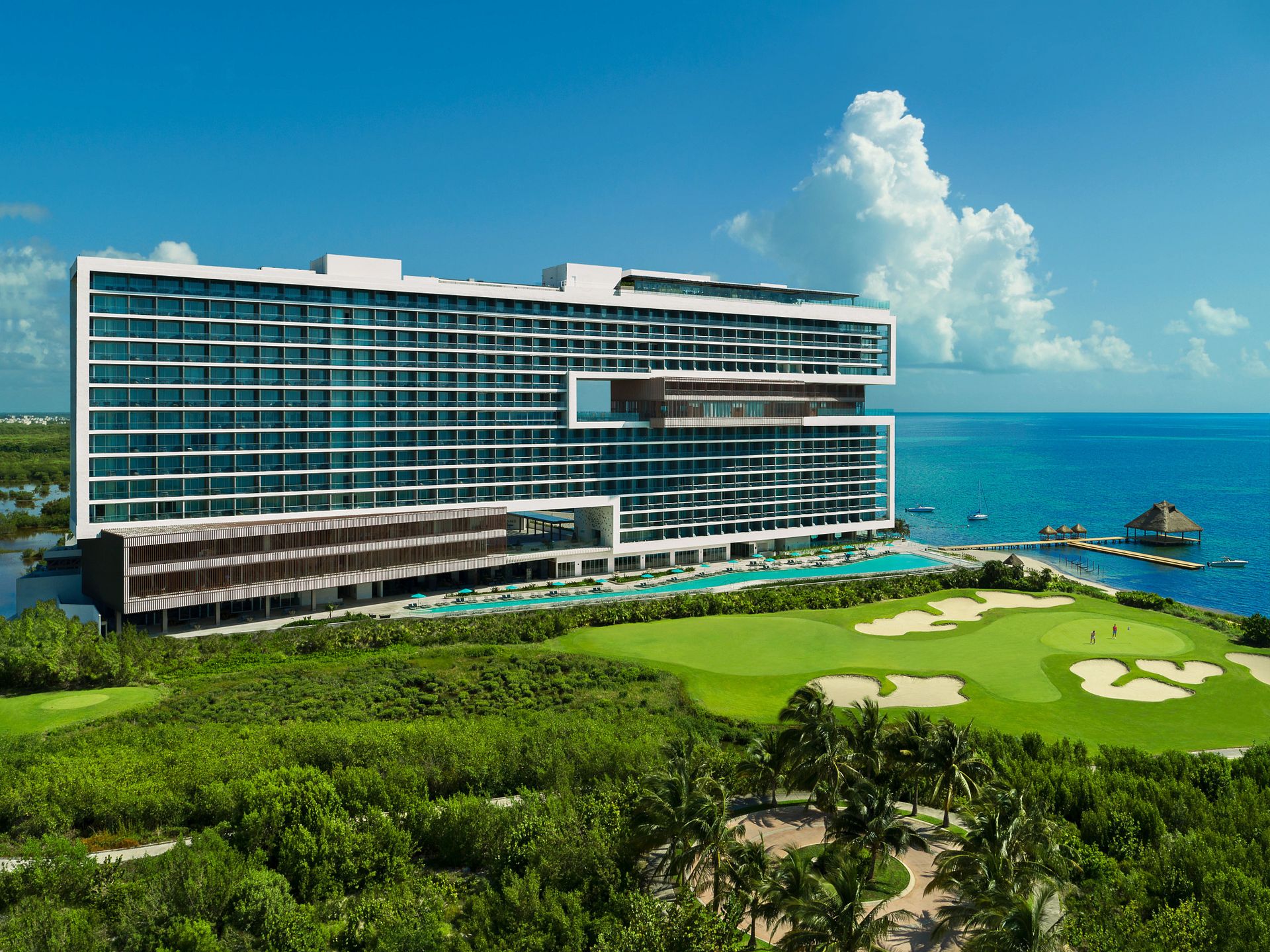 Resort exterior at Dreams Vista Cancun Golf & Spa Resort