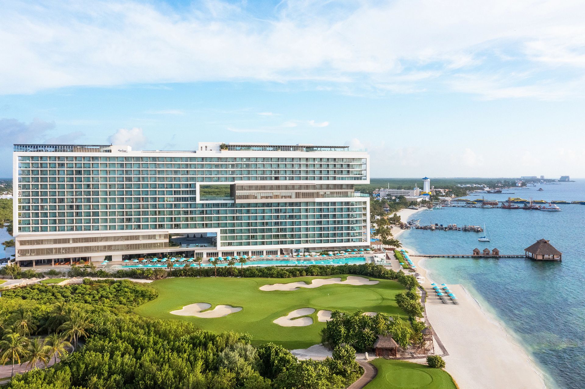 Resort exterior at Dreams Vista Cancun Golf & Spa Resort
