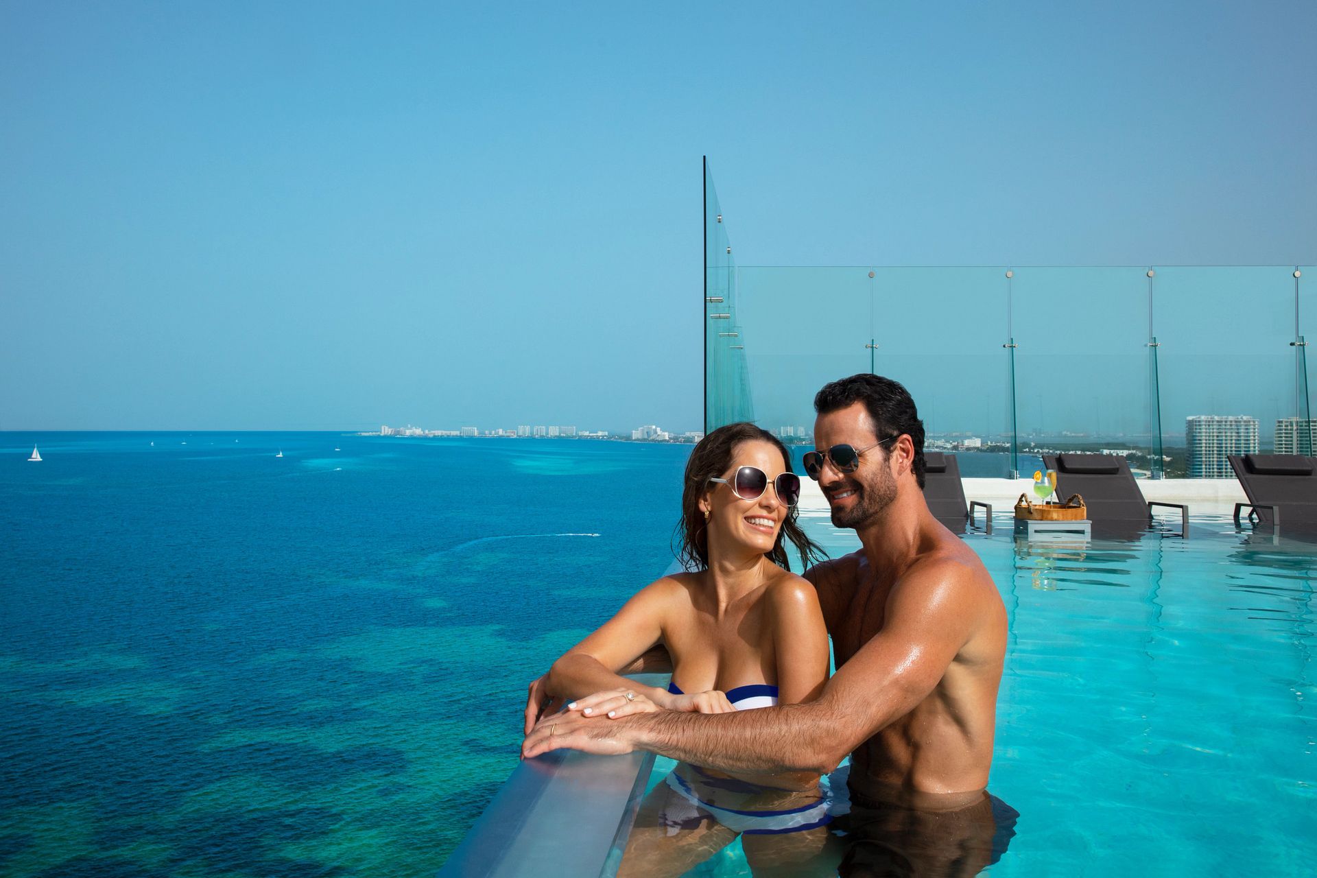 Resort exterior at Dreams Vista Cancun Golf & Spa Resort