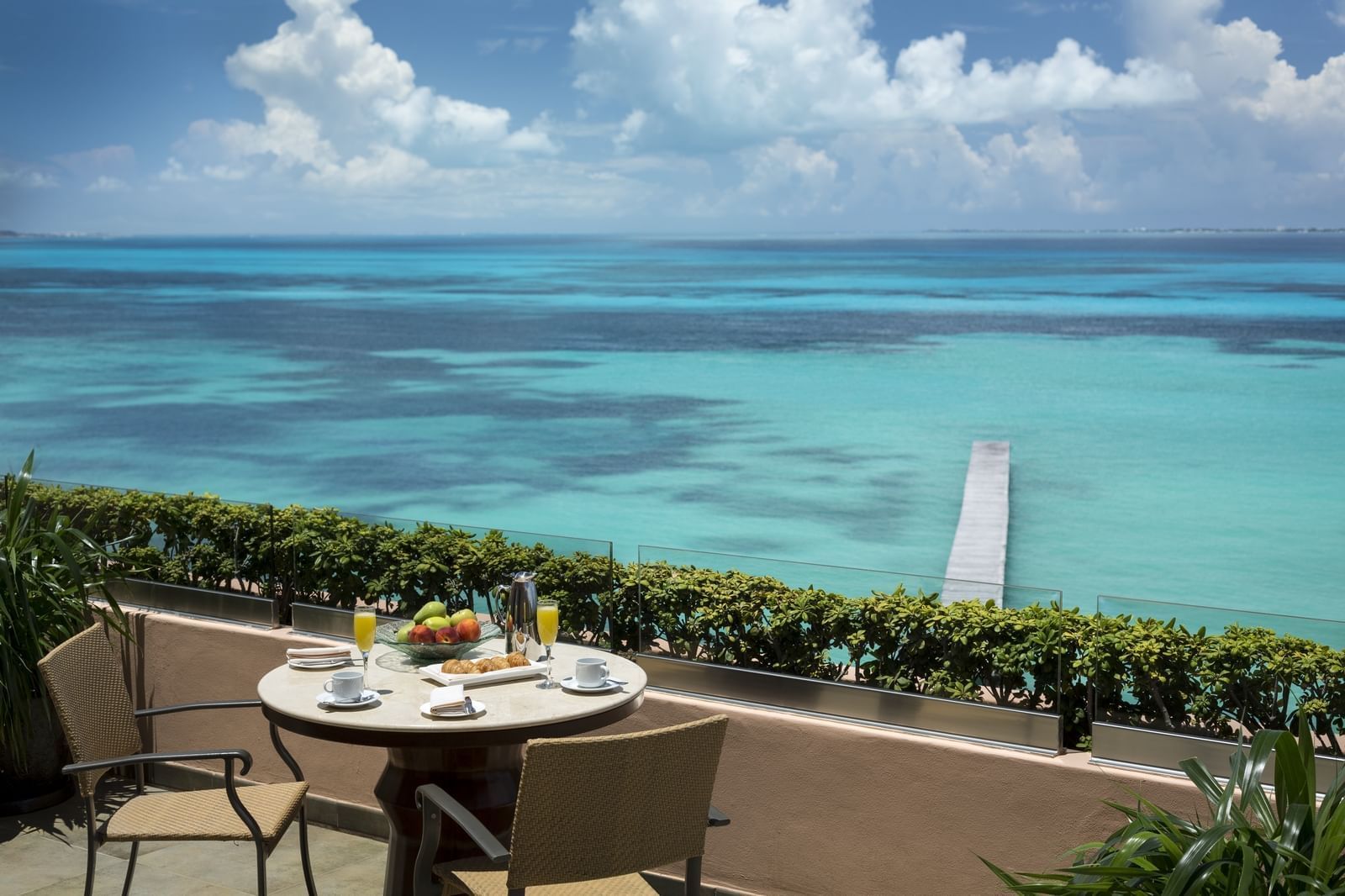 Grand Fiesta Americana Coral Beach Cancún All Inclusive Spa Resort Rooms & Suites
