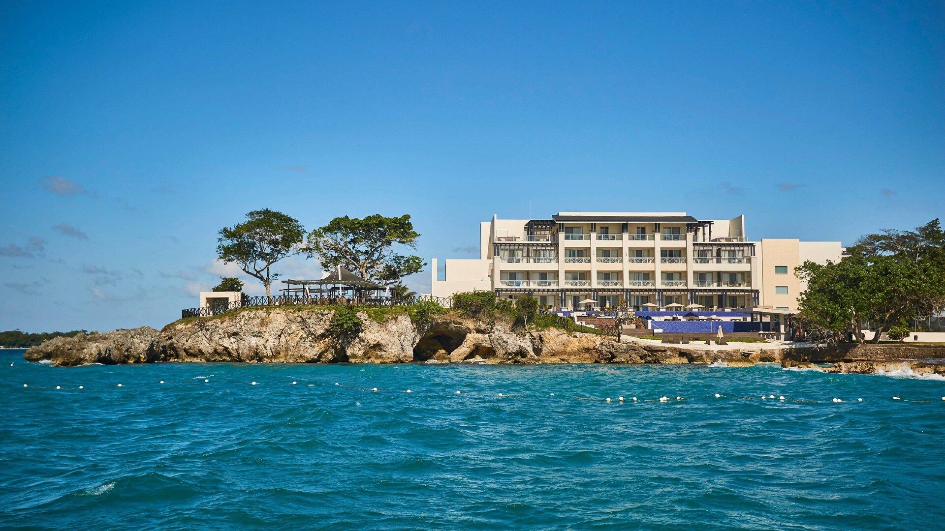 Marriott Just Reopened Its Most Unconventional Jamaica All-Inclusive — All 26 Suites Face the Sea