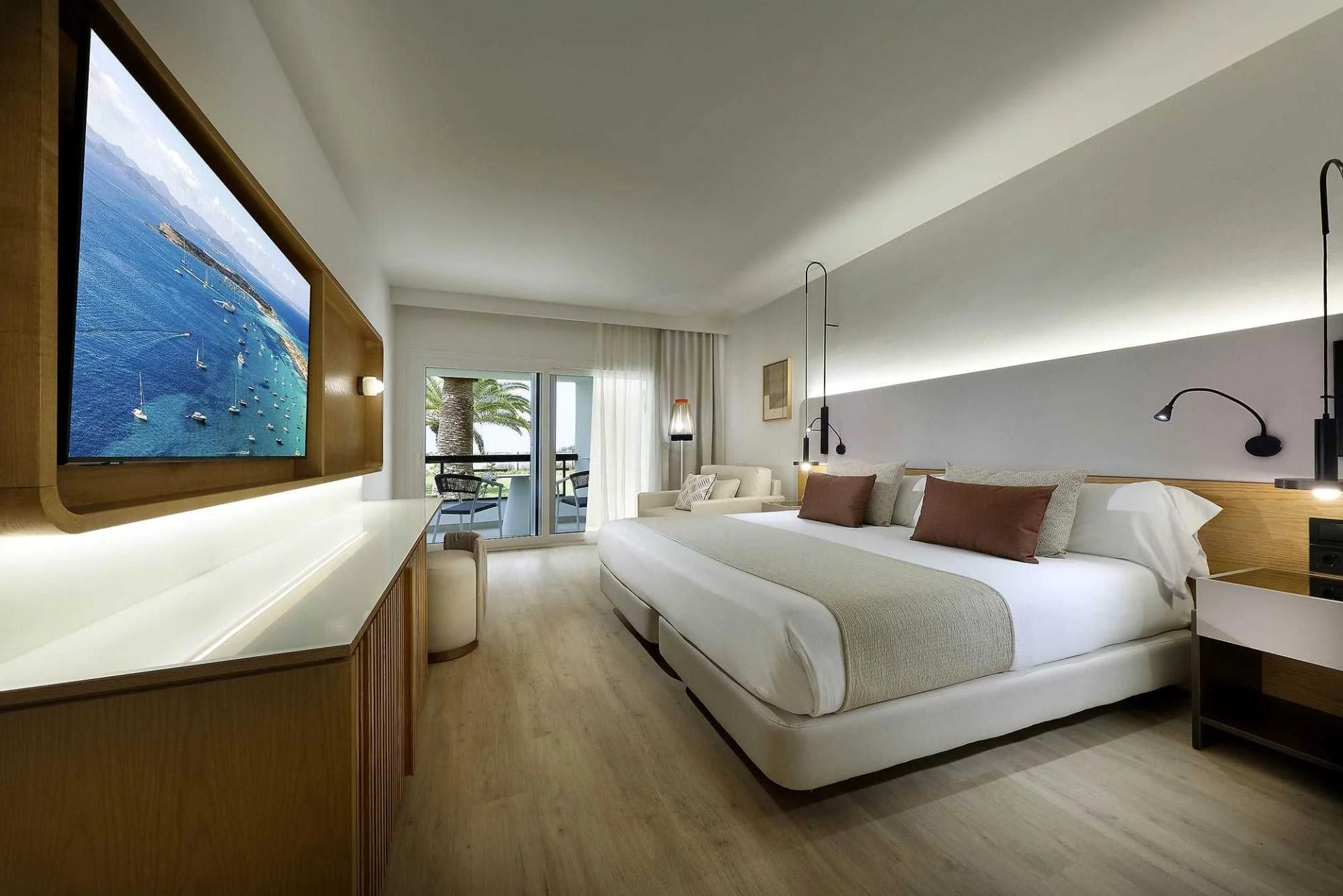 Grand Palladium Palace Ibiza Resort & Spa Rooms & Suites