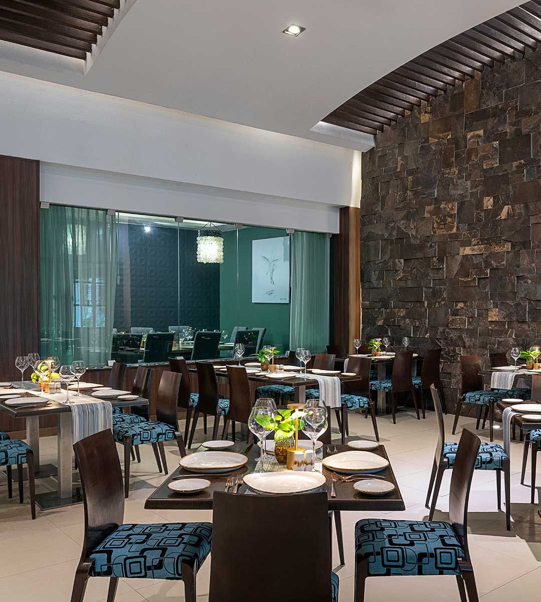 Restaurant at Hotel Marina El Cid Spa & Beach Resort