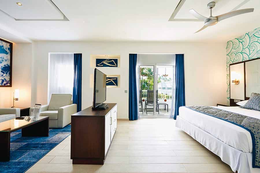 Guest room at Hotel Riu Bambu