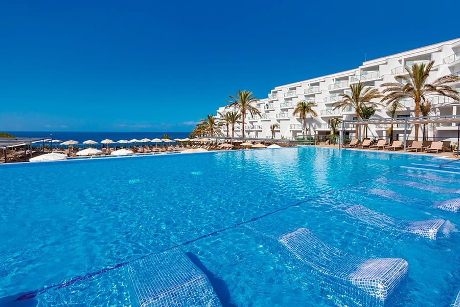 Swimming pool at Hotel Riu Buenavista