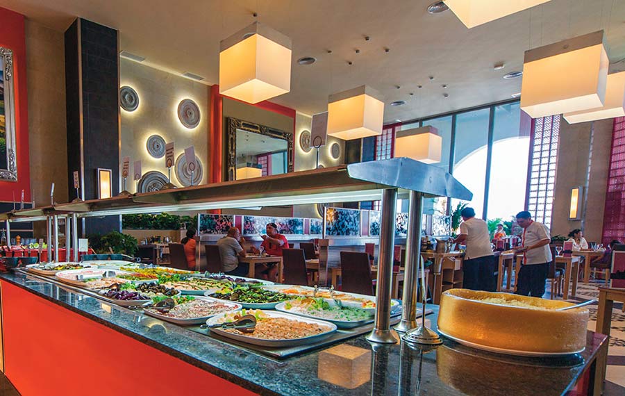 Restaurant at Hotel Riu Cancun