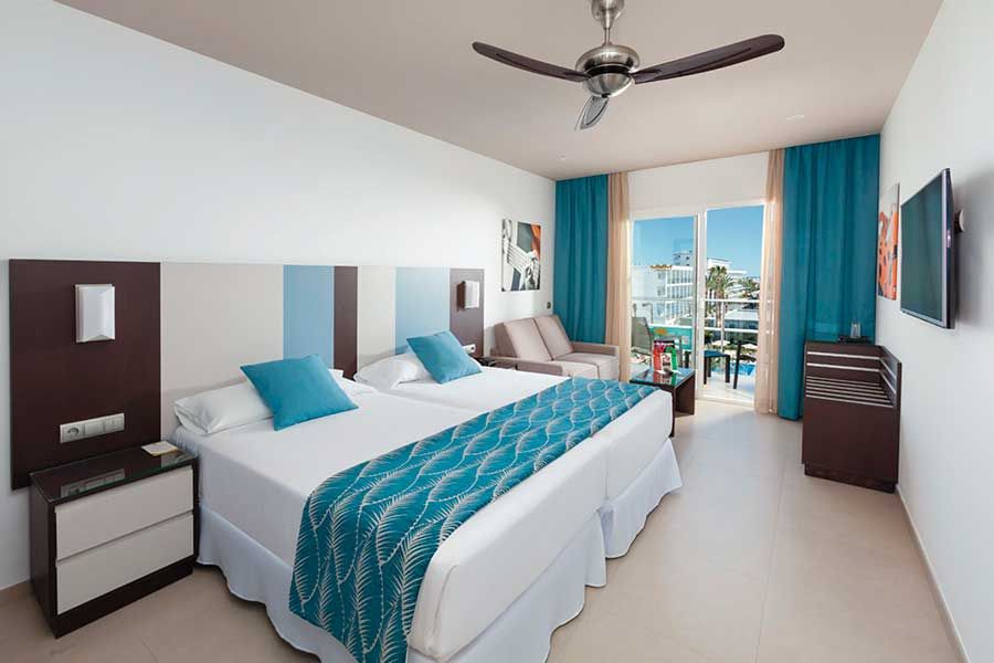 Guest room at Hotel Riu Costa del Sol