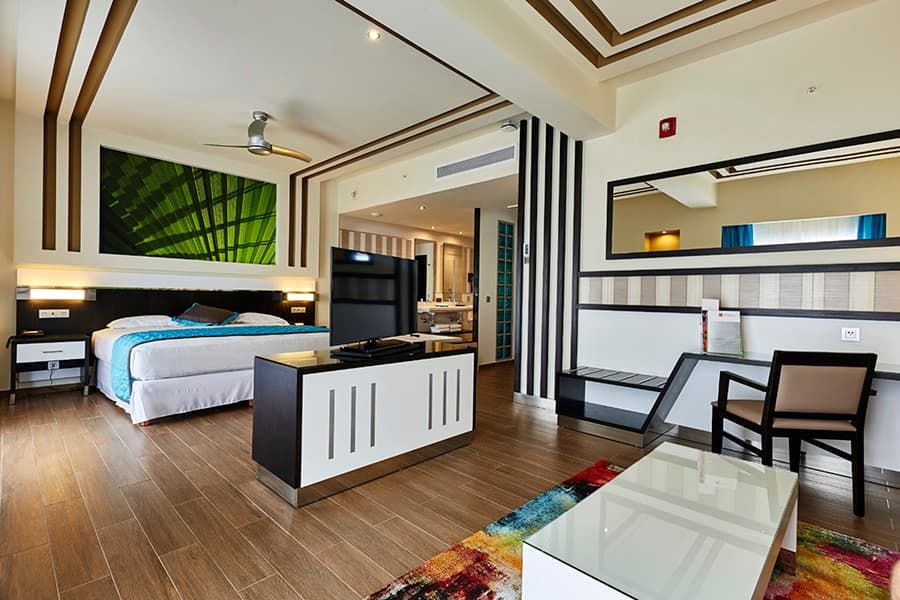 Guest room at Hotel Riu Dunamar