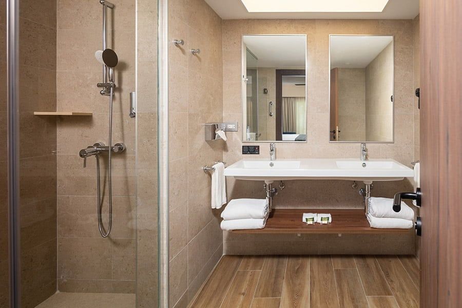 Guest room at Hotel Riu Montego Bay