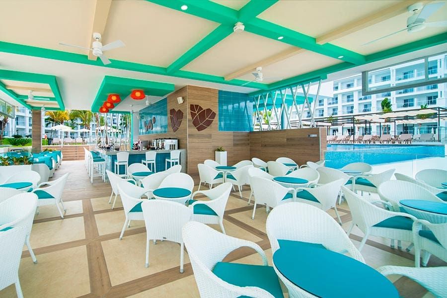 Swimming pool area at Hotel Riu Ocho Rios