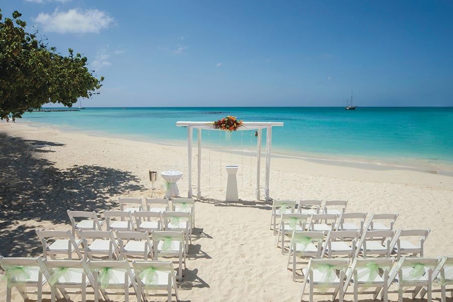 Beach at Hotel Riu Palace Antillas