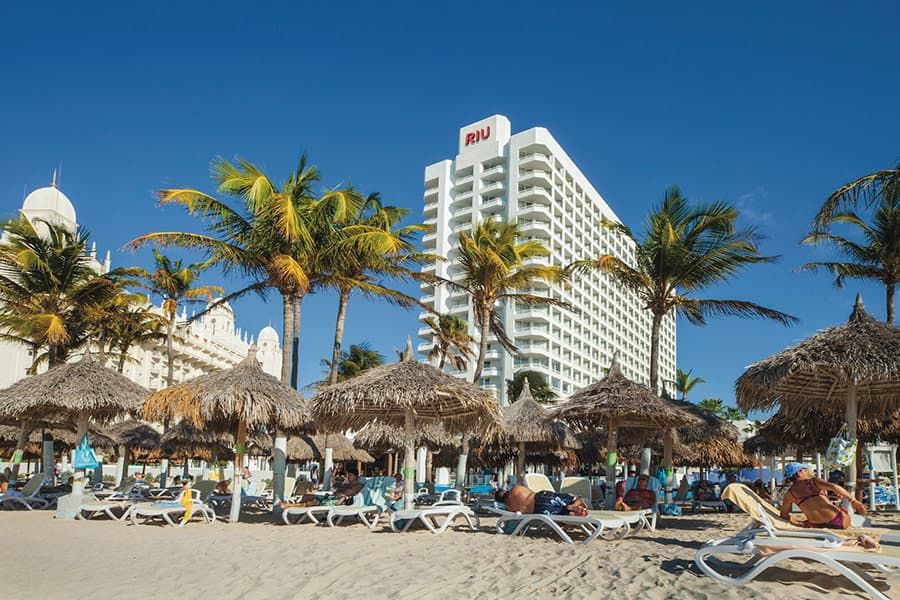 Beach at Hotel Riu Palace Antillas
