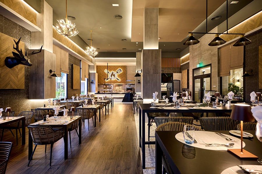 Restaurant at Hotel Riu Palace Aquarelle