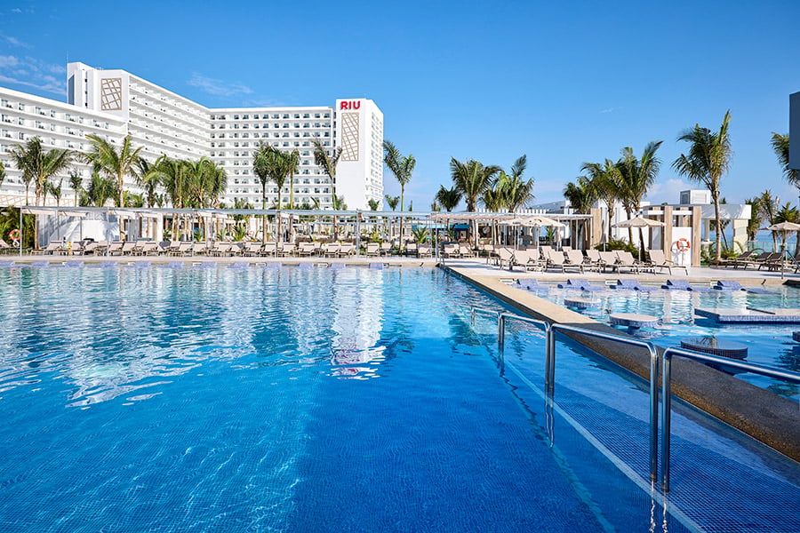 Swimming pool area at Hotel Riu Palace Aquarelle