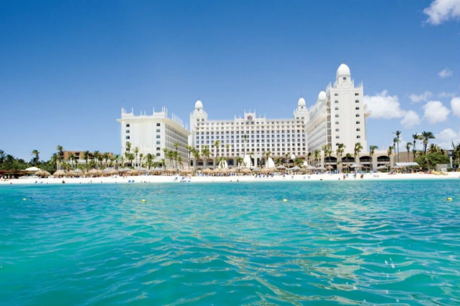 Beach at Hotel Riu Palace Aruba