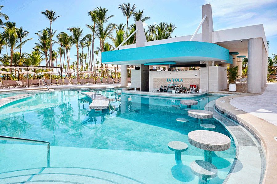 Swimming pool area at Hotel Riu Palace Bavaro