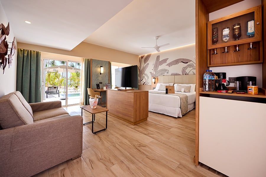 Guest room at Hotel Riu Palace Bavaro
