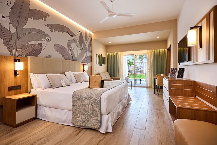 Guest room at Hotel Riu Palace Bavaro