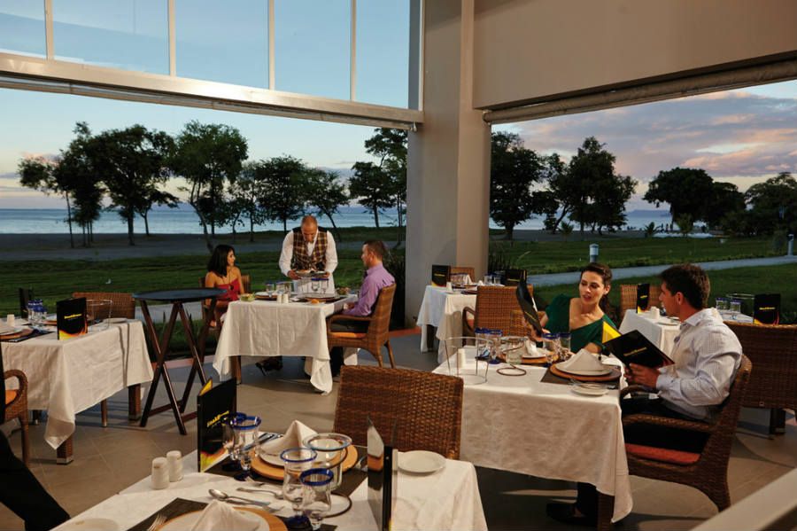 Restaurant at Hotel Riu Palace Costa Rica