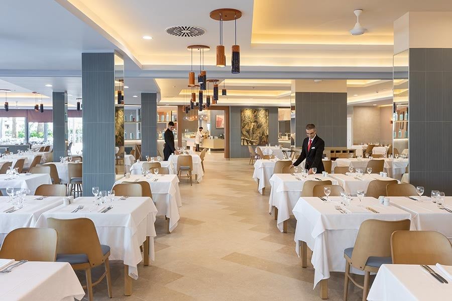 Restaurant at Hotel Riu Palace Palmeras