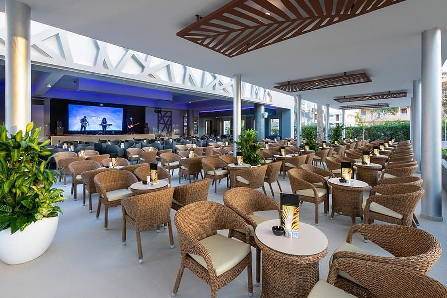 Restaurant at Hotel Riu Palace Palmeras