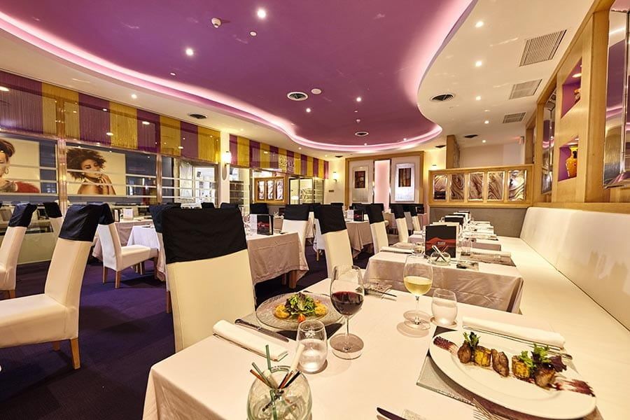Restaurant at Hotel Riu Palace Paradise Island