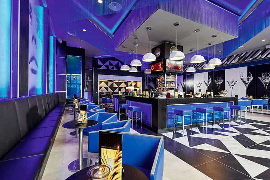 Restaurant at Hotel Riu Palace Paradise Island