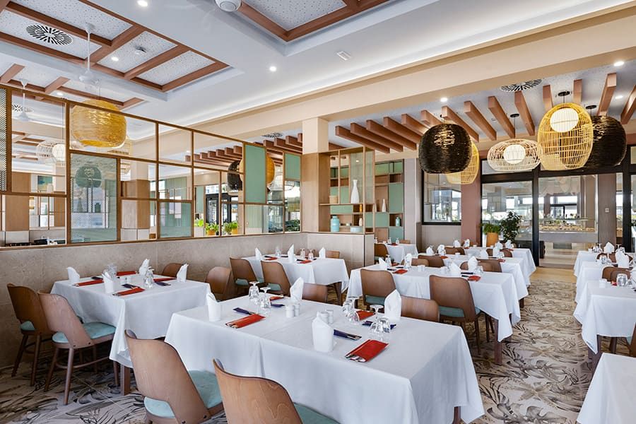 Restaurant at Hotel Riu Palace Santa Maria