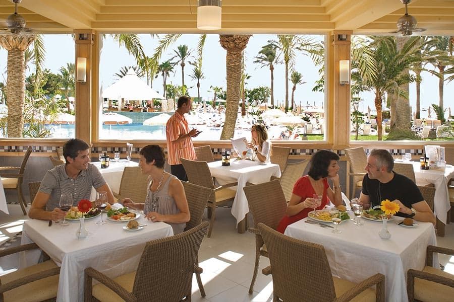 Restaurant at Hotel Riu Palace Tres Islas