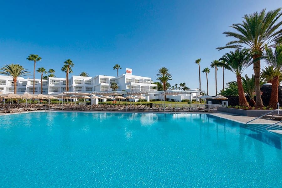 Swimming pool area at Hotel Riu Paraiso Lanzarote