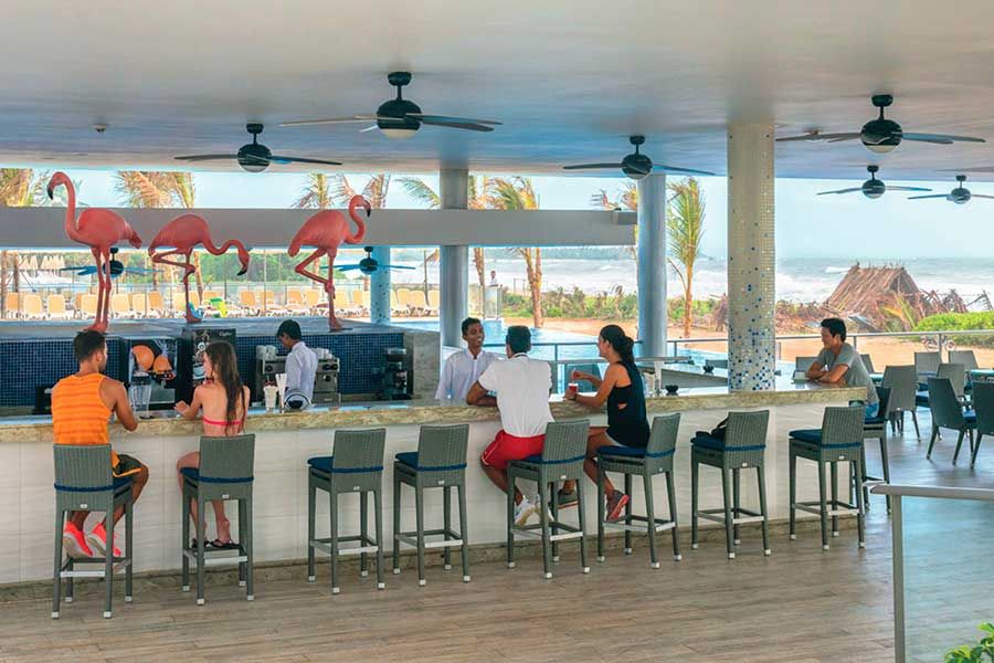Restaurant at Hotel Riu Sri Lanka